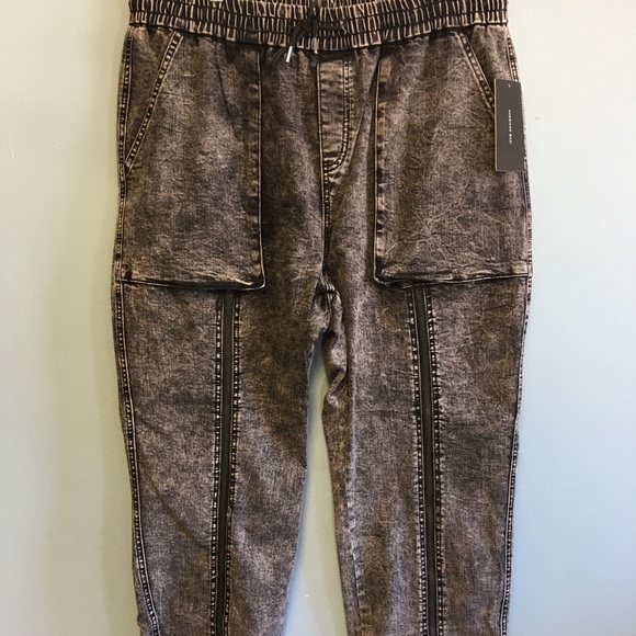 PLUS Size High Waist Jogger Jeans w/ Zipper Design on Leg Front - 2X - Picture 2 of 11